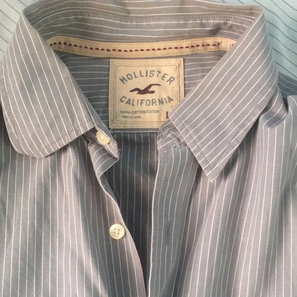 Hollister long sleeve button up in grey - worn 1x - Picture 2 of 3